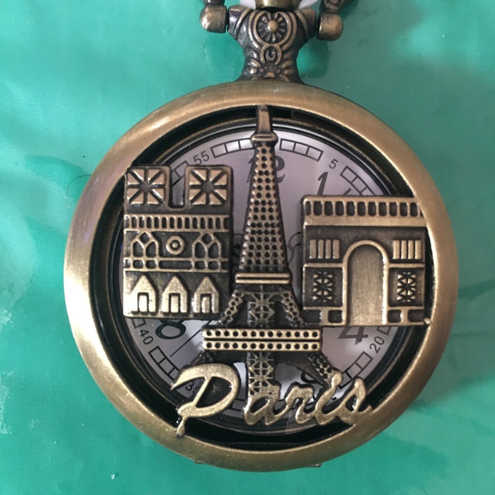 Claire’s Paris Bronze Color Pocket Watch Necklace Brand New